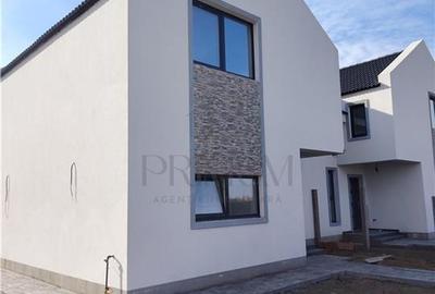 Duplex cu 3 camere în Urseni