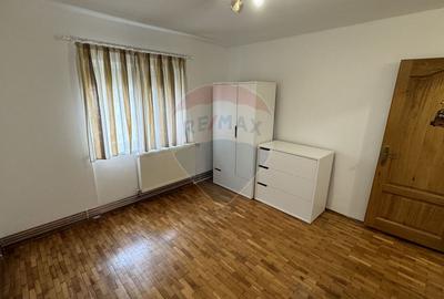 DE INCHIRIAT: Apartament cu 2 camere zona Hotel Europa - 6