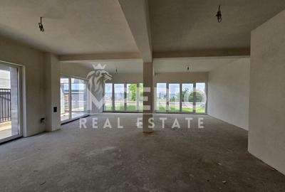 Casă individuală cu 6 camere în Bună Ziua