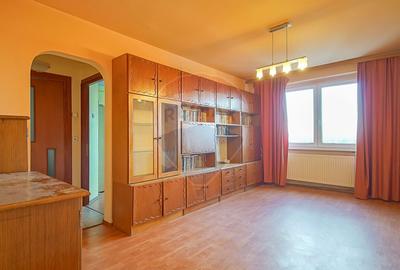 Apartament cu 3 camere circular în Astra