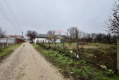 Casă / Vilă cu 2 camere de vânzare - 12