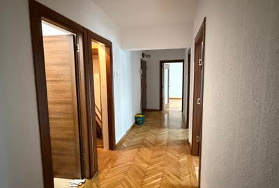 13 Septembrie - Panduri langa spitalul Burghele, parter, nemobilat, 68mp - 1