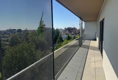 Apartament cu 3 camere, mobilat în Iancu Nicolae