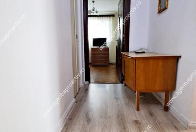 Apartament 3 camere decomandat, etaj 2, Micro 21 – centrală termica - 6