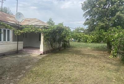 Casă individuală cu 3 camere în Suraia