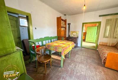 Film! Casa din lemn,cu doua camere, pe domeniu de 2.819 mp, Mereni, Covasna - 6