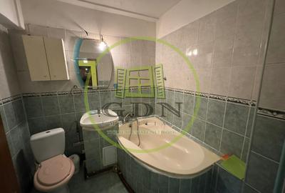 Apartament 3 camere, decomandat, 72mp, cartier 1 Mai, zona Scoala 36 - 9