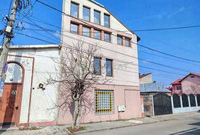 Oportunitate I în Centrul Târgoviștei: Clădire de 498 mp - 24