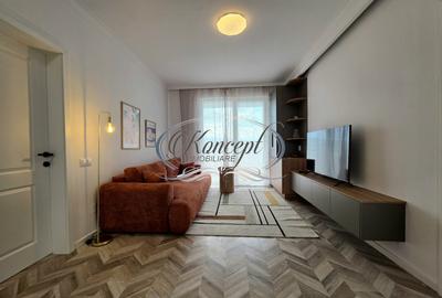 Apartament cu 3 camere semidecomandat, mobilat în Între Lacuri