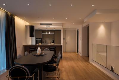 Duplex Exclusivist în One Charles de Gaulle | O Oportunitate Unică - 5