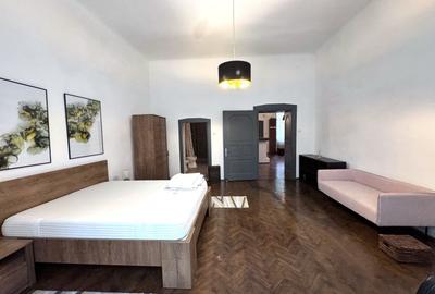Apartament 2 camere 70 mp, cladire istorica, str Gh Sincai - Central - 17