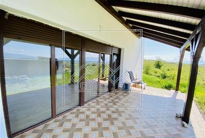 Casă individuală cu 5 camere în Exterior Est