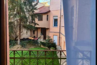 Apartament cu 2 camere decomandat în Ultracentral