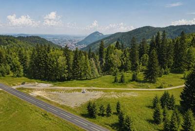 Teren Construcții intravilan de 10448 mp, în Poiana Brașov