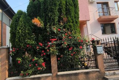 Casă individuală cu 5 camere în Dâmbul Rotund