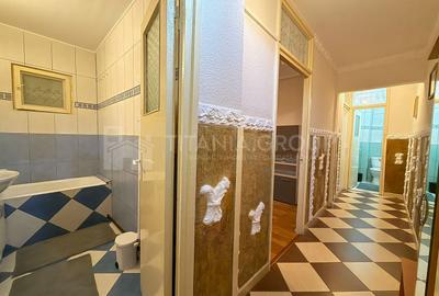 Apartament cu 2 camere, 2 bai, decomandat, etaj 1 - zona Racadau - 8