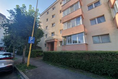 Alexandru Sahia, 3 camere mobilat, 400 euro