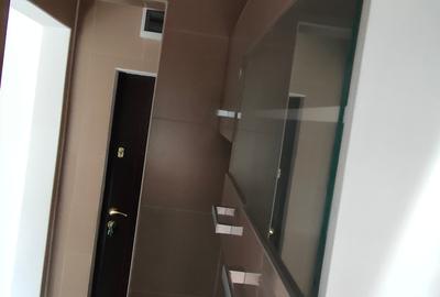 Centru,se vinde apartament decomanadat cu doua camere, pret 58000 euro. - 15
