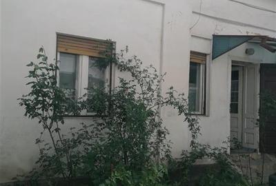 RECO  Casa 2 camere in Oradea zona centrala - 2