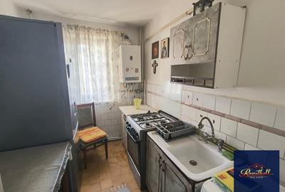 Apartament 2 camere D etj 3 bloc turn Bd.M.Eminescu 49_IJPolitie - 7