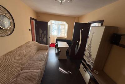 Apartament cu 2 camere nedecomandat în Tătărași