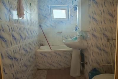Oportunitate de renovare! 2 camere, 53 mp, etaj 3/4, loc de parcare - 10