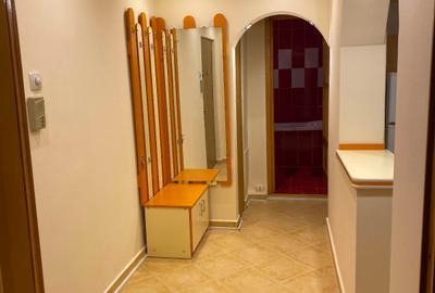 2 camere, decomandat, intre metrou Lujerului si Gorjului, strada Azurului - 8