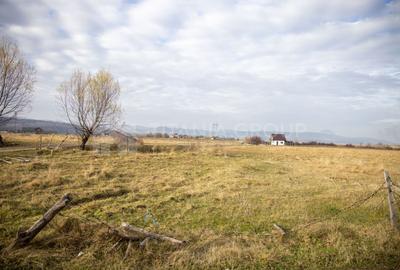 Teren intravilan parcelabil, priveliște spre munți, Sohodol, Bran - 11