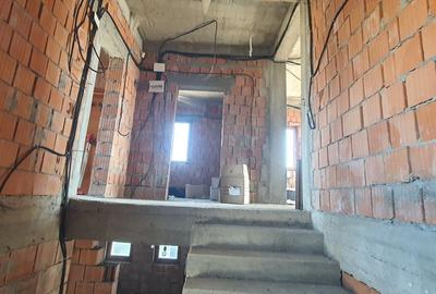 Casa cu teren , Com. Berceni - 9
