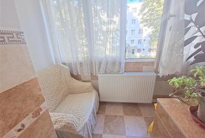 Apartament 3 camere nedecomandat, zona Narcisa - 9