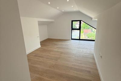Apartament  4 camere nemobilat | 220 mp | Curte 122 mp | Pepinierii - 12