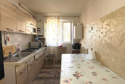 Apartament 2 camere 52mp etaj 1 zona Spital finisat 67.000eur neg - 4