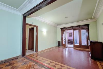 Apartament Romana, Caderea Bastiliei - 9