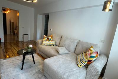 Apartament cu 2 camere semidecomandat, mobilat în Moșilor