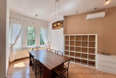 Apartament cu 3 camere, mobilat în Primăverii
