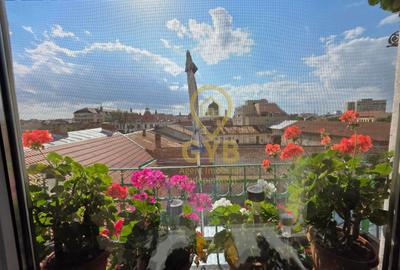 De vânzare apartament în clădire istorică * Ultracentral * Piața Gojdu - 8