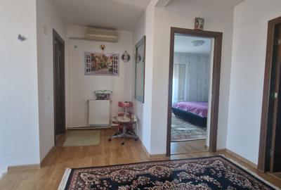 Valu lui Traian- Vila P+1, 4 camere, garaj, terasa, teren 716mp-260.000e neg - 54