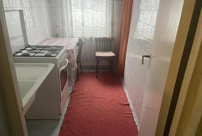 Apartament 3 camere , zona Sud , et 3 4 , decomandat ,52 mp - 7