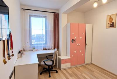 Zona Coresi, complex Isaran, apartament cu 3 camere de 82mp, 176000 E - 13