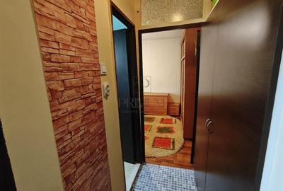 SIMION BARNUTIU - 2 CAMERE - ETAJ INTERMEDIAR - BLOC IZOLAT - SPATIOS - 6