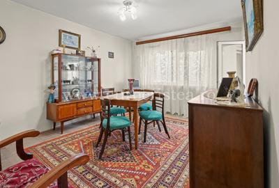 Apartament cu 3 camere, confort 1, decomandat, etajul 1. - 2