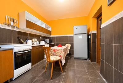 4 camere, suprafata generoasa, etajul 1, zona Bucovinei - 11