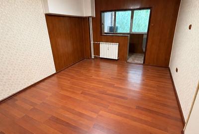 Apartament cu 2 camere decomandat în Domenii