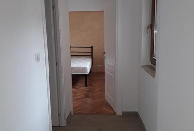 Pacurari-Luk Oil . apartament cu doua camere ,renovat , 72 mp suprafata totala - 7