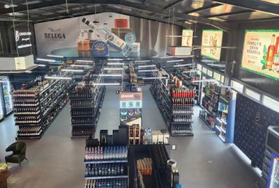 Spațiu comercial, 390 mp în Săbăreni