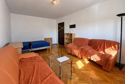 Garsonieră decomandată, mobilată în Complex Studențesc
