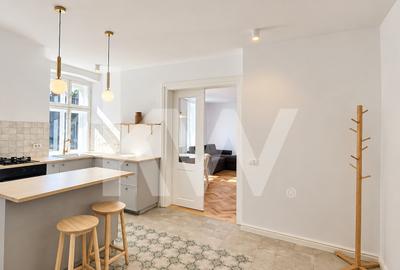 Apartament cu 2 camere nedecomandat, mobilat în Central