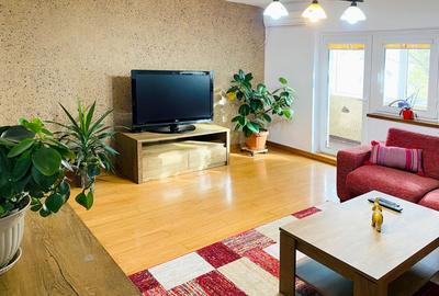 Apartament cu 3 camere decomandat în Mărășești