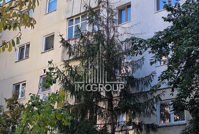 Apartament 3 camere de vanzare Brates - 17