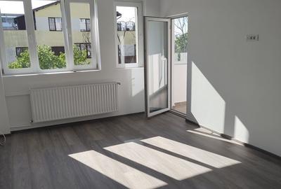 Apartament cu 2 camere semidecomandat în Gorjului